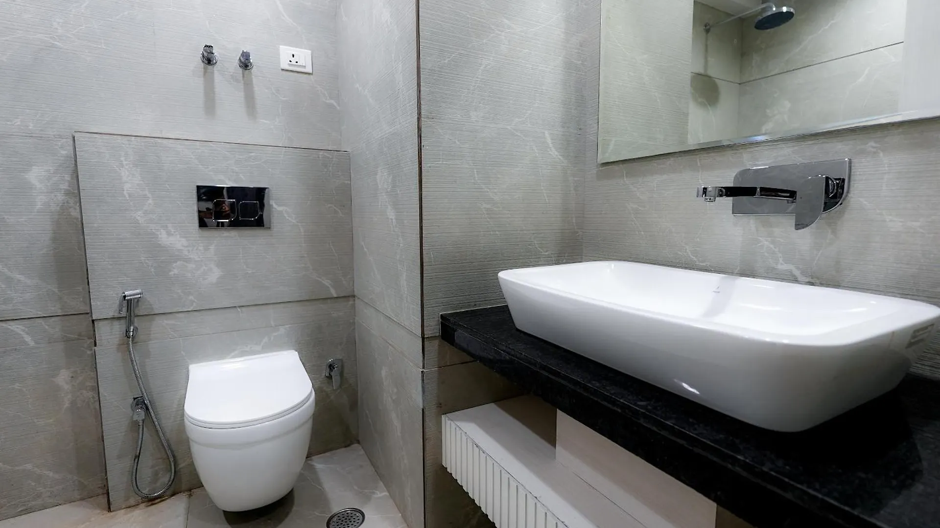 Hotel Elinor By Dazzling Hotels & Resorts Agra   Agra (Uttar Pradesh)