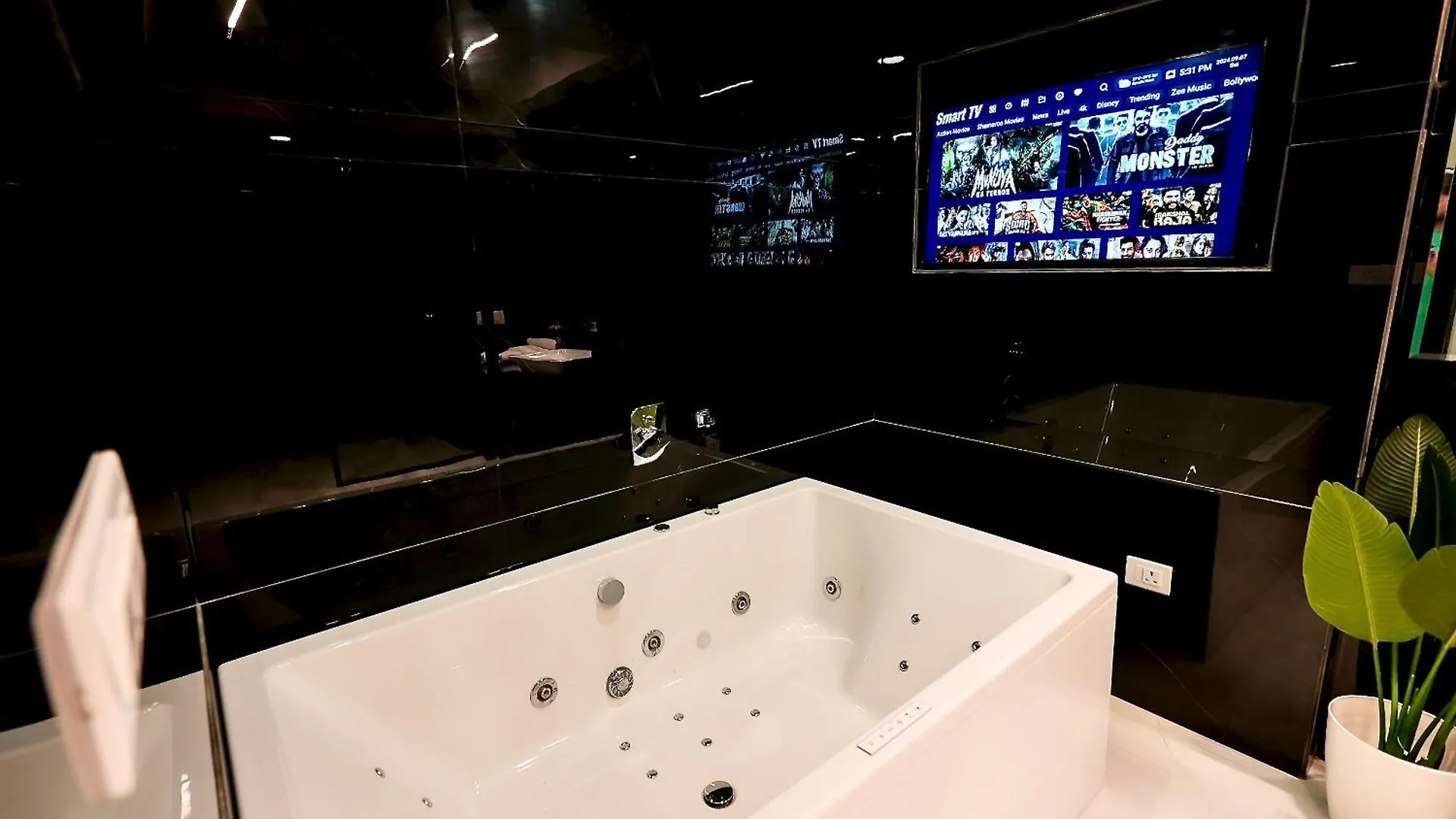 Hotel Elinor By Dazzling Hotels & Resorts Agra   Agra (Uttar Pradesh)