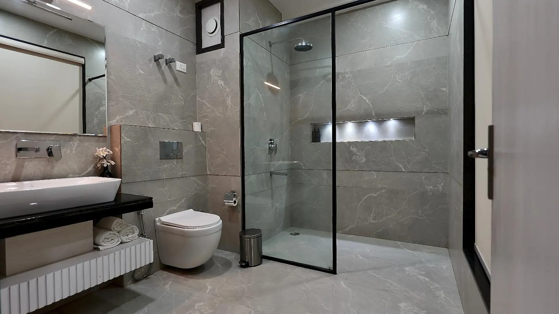 Hotel Elinor By Dazzling Hotels & Resorts Agra  India