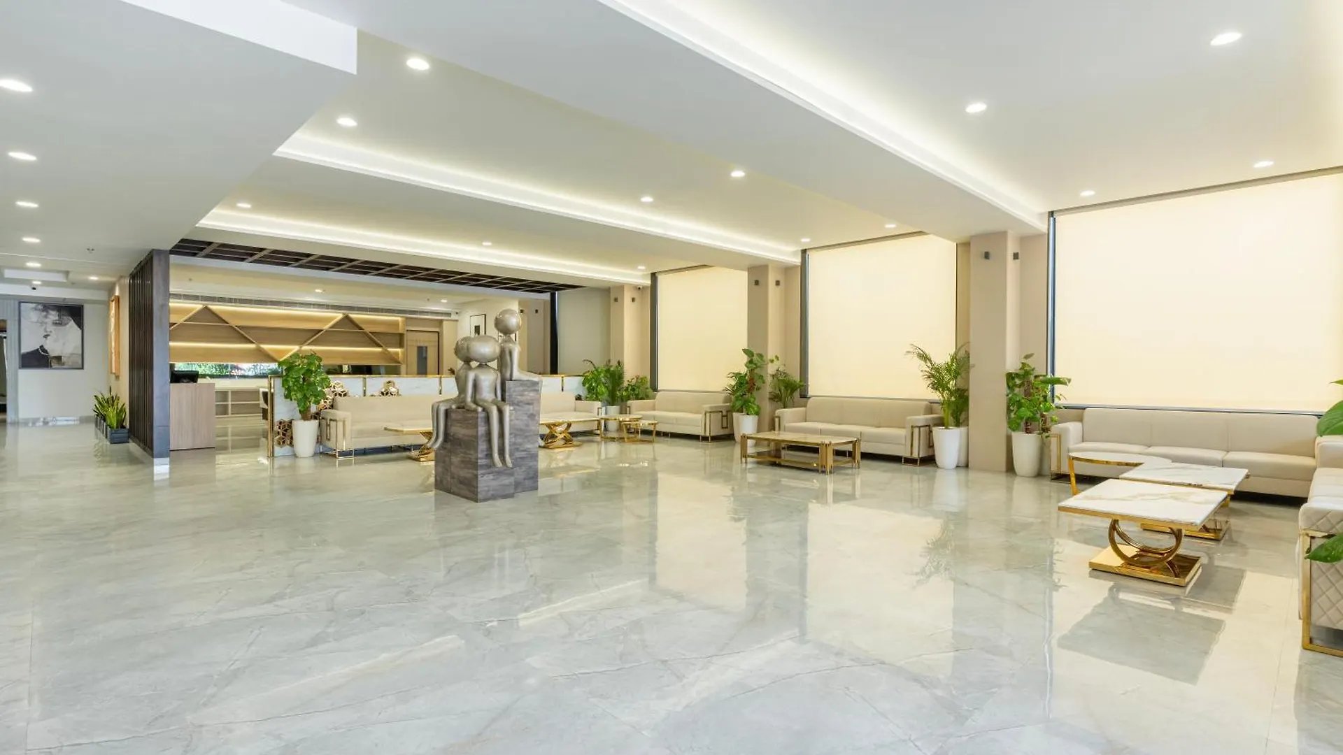 Hotel Elinor By Dazzling Hotels & Resorts 阿格拉 4*,