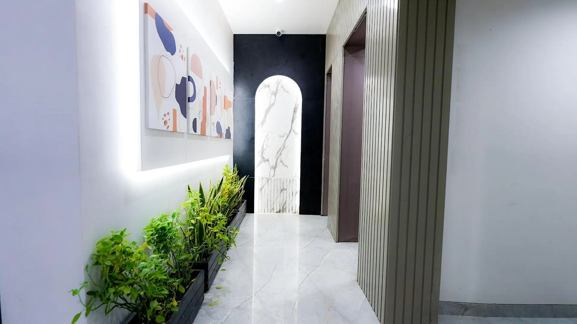 Hotel Elinor By Dazzling Hotels & Resorts Agra  Agra (Uttar Pradesh)