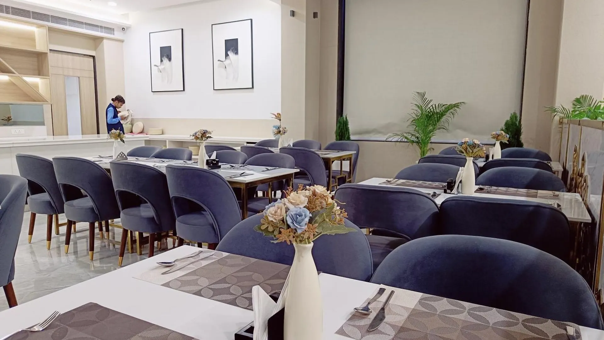 Hotel Elinor By Dazzling Hotels & Resorts Agra