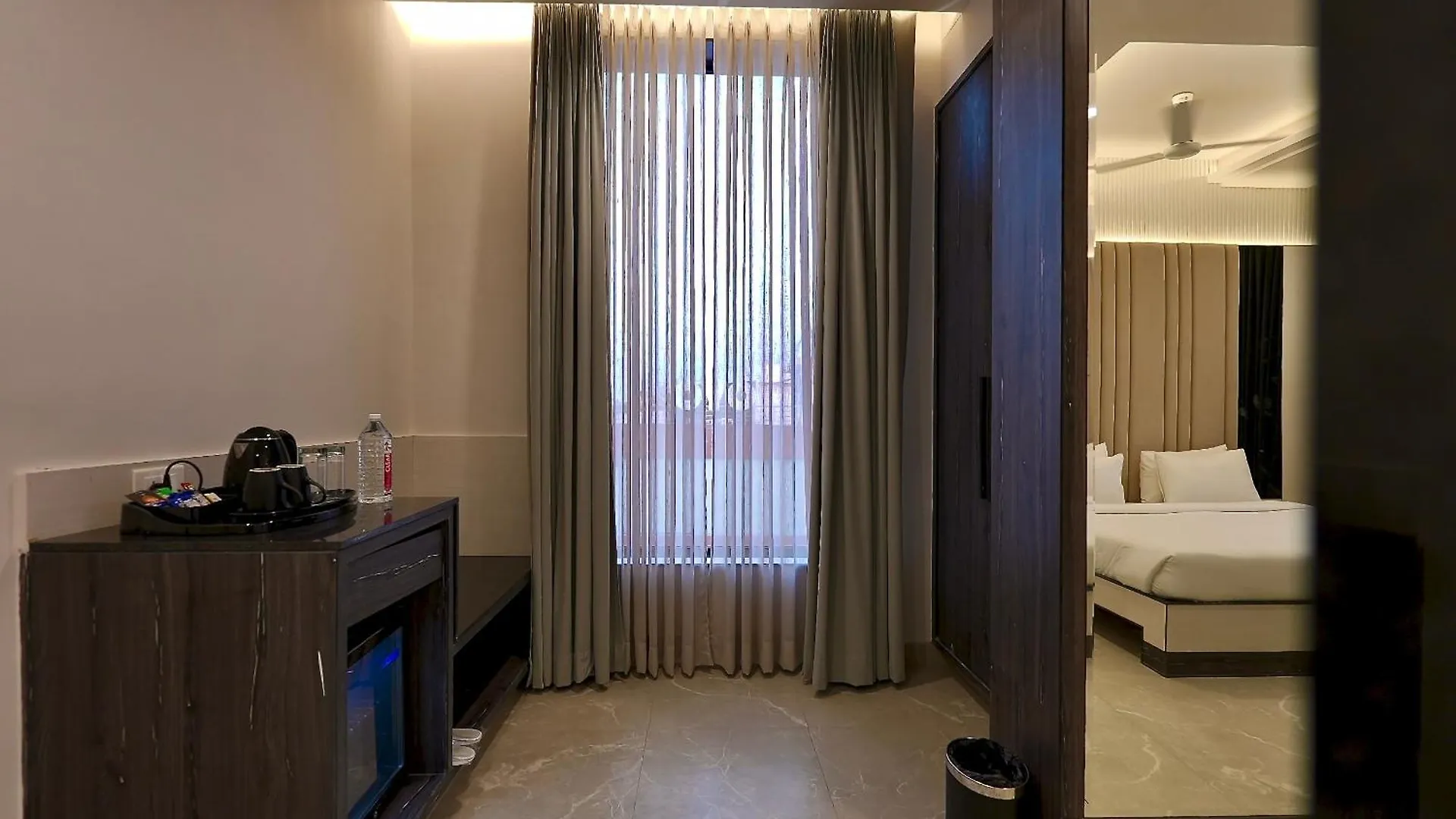 Hotel Elinor By Dazzling Hotels & Resorts Agra
