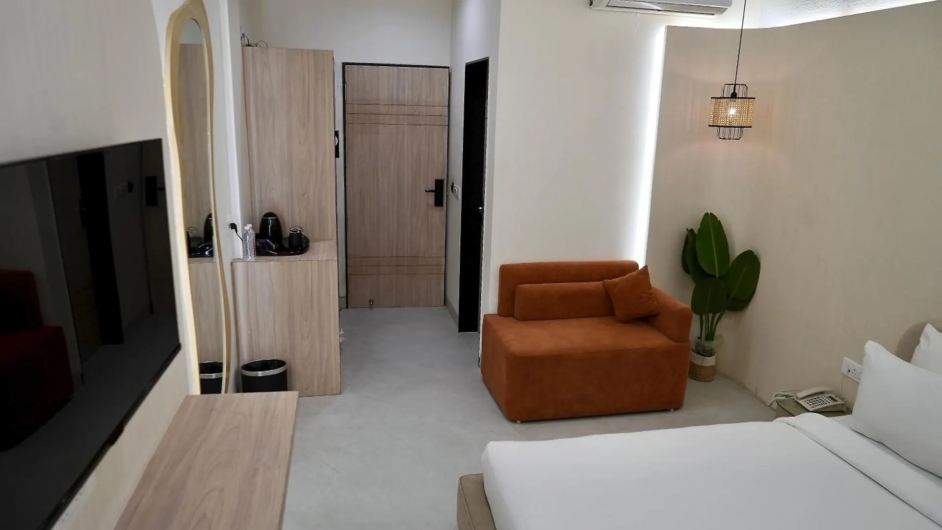 Hotel Elinor By Dazzling Hotels & Resorts Agra  Agra (Uttar Pradesh)
